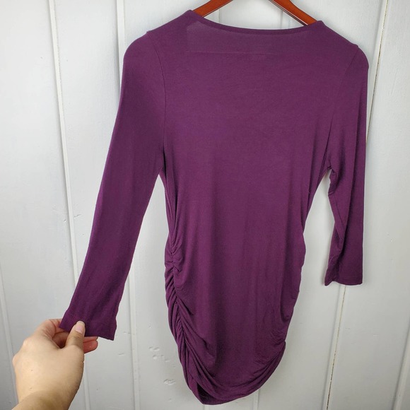 A Pea In The Pod Maternity Medium Plum 3/4 Sleeve Scoop Neck Ruche Side Tunic - Picture 5 of 9